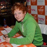Ed Sheeran performs songs from his album '+' at HMV | Picture 83985